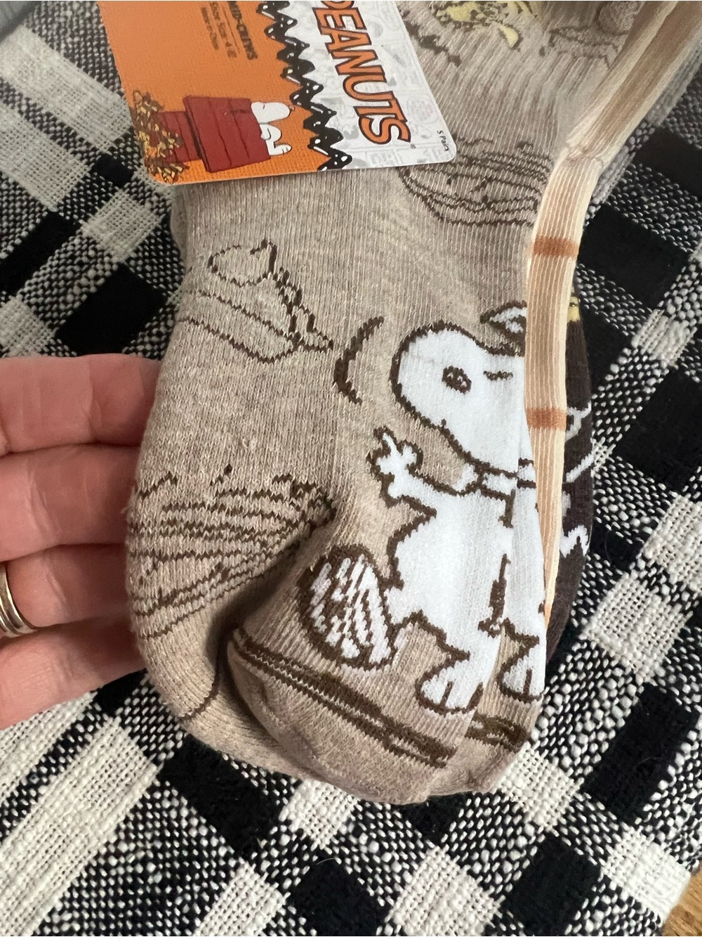 Peanuts Women’s 5 Pairs- Beige & Brown Harvest Crew Socks - Snoopy & Friends - Picture 2 of 11